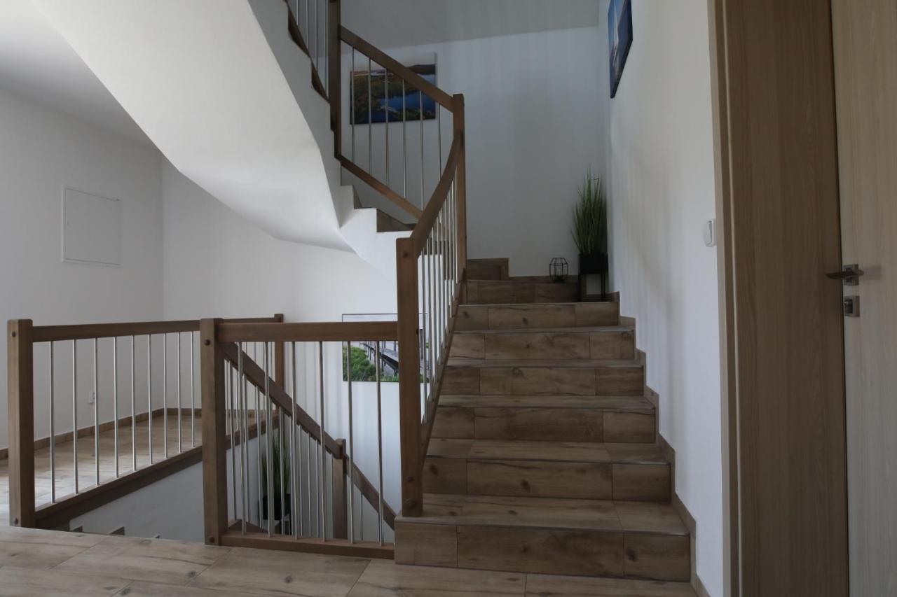Apartmany Allis 伏尔塔瓦河畔利普诺 外观 照片